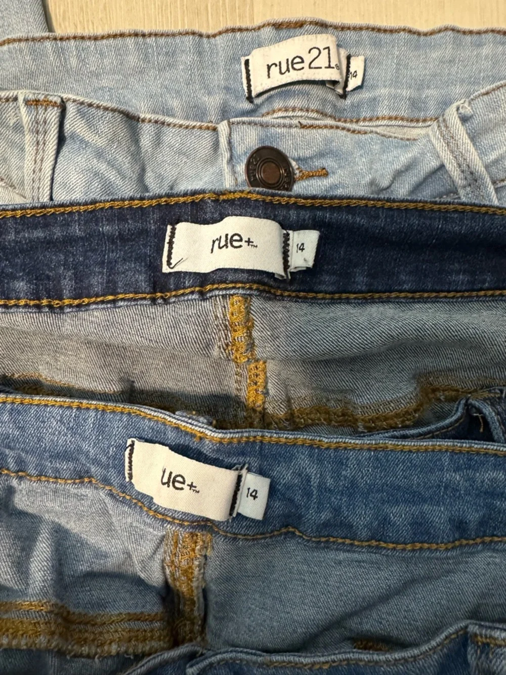 Rue21 Women’s Skinny Jeans Trio - Light Blue, Medium Blue‎ & Dark Blue